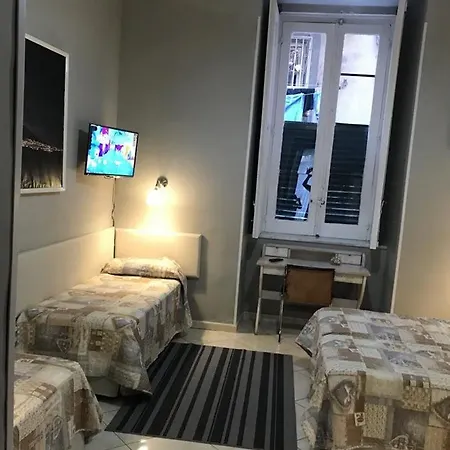 Short Hotel Naples